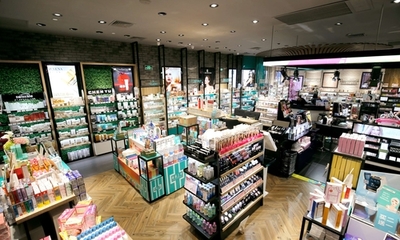 精妝聯(lián)華多品牌化妝品與日用百貨門店 系統(tǒng)化運營助力輕松管理